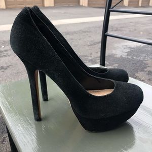 Steve Madden Platform Pumps